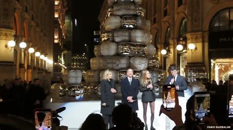 Accensione Albero Gucci Milano 